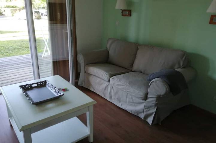 Ganze Wohnung, Apartment at the foot of the Parentis-Biscarosse lake and cycle path in Parentis-en-Born, Côte d’Argent