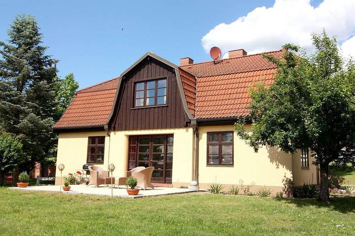Ferienhaus für 12 Personen, mit Terrasse in Kuhlen-Wendorf
