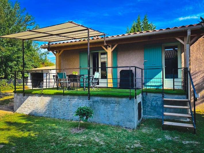 Maison de vacances pour 4 personnes, avec Terrasse ainsi que Jardin et Vue à Courthézon