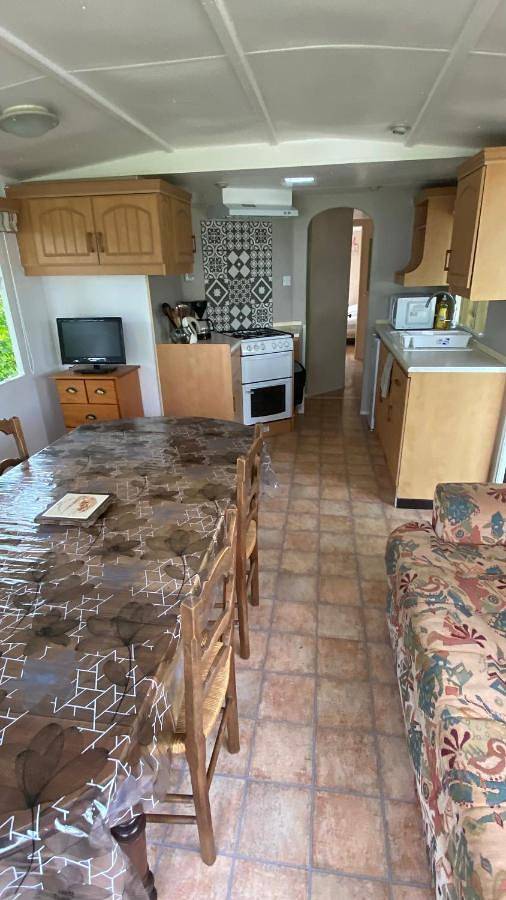 Location de vacances pour 5 personnes, avec vue sur le lac et jardin à Pierrefitte-sur-Loire - 3