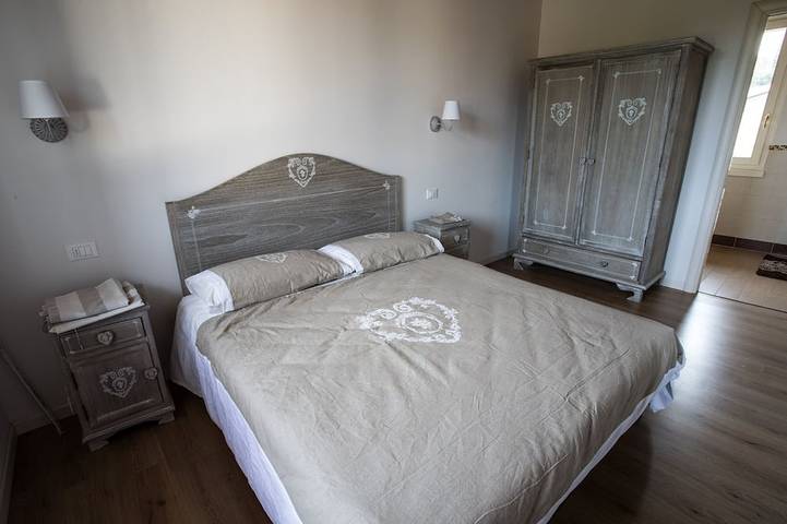 Villa Chiara - feel home away from home in Salò, Gardasee-Berge