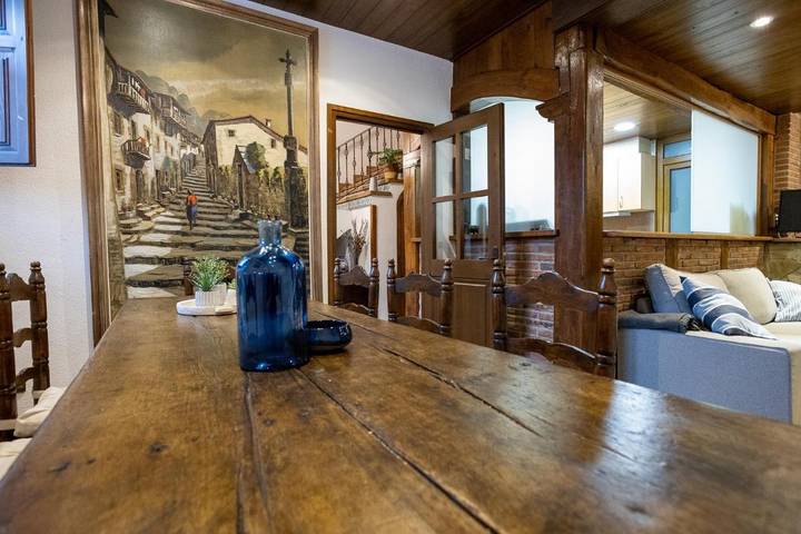 Casa rural para 8 personas, con vistas y terraza, Se admiten mascotas en Rupit y Pruït