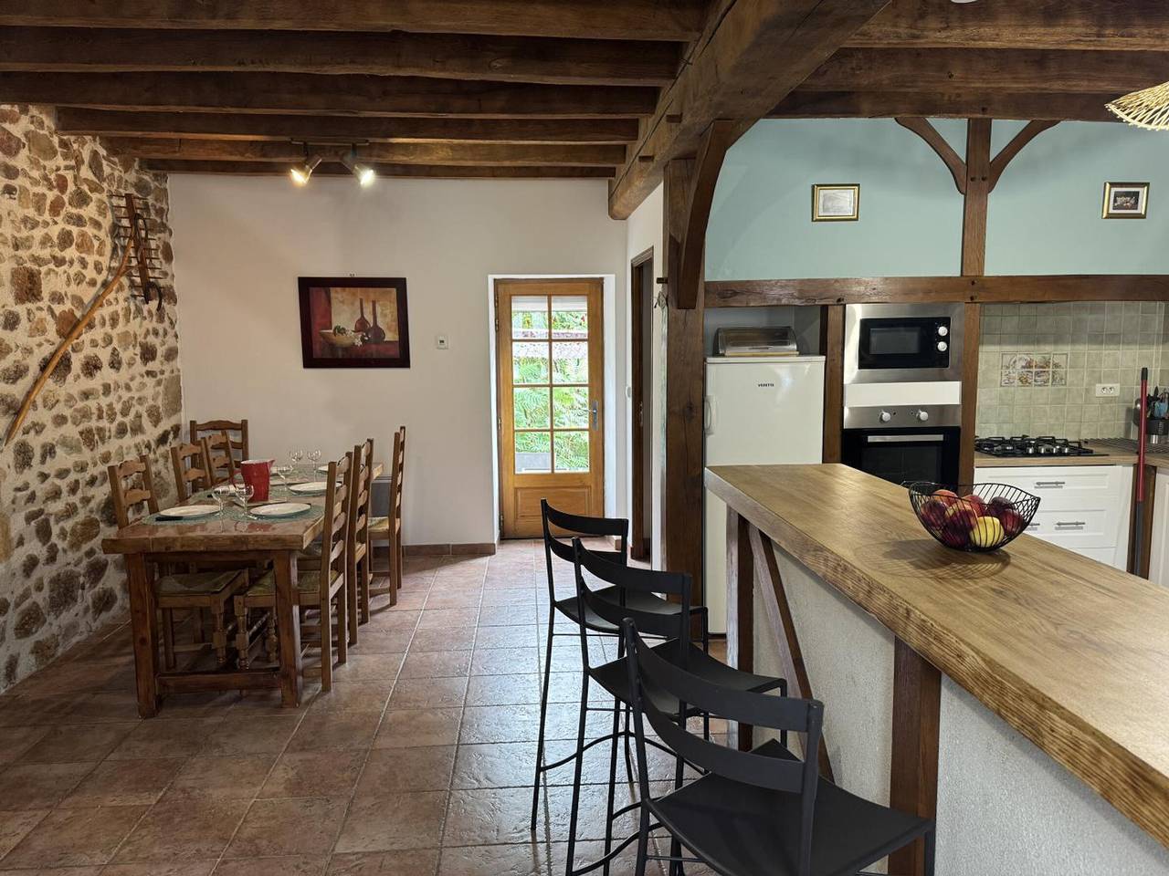 Renoviertes Bauernhaus, Haustiere erlaubt, nahe dem Cher in Haut-Bocage, Montluçon und Umgebung