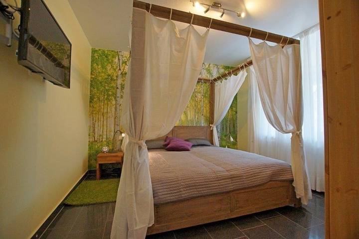 Ferienwohnung für 3 Personen, mit Terrasse und Garten sowie Sauna und Seeblick in Hohen Wieschendorf - 4