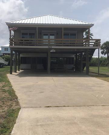 Vacation House for 10 Guests in Grand Isle, Louisiana, Picture 4