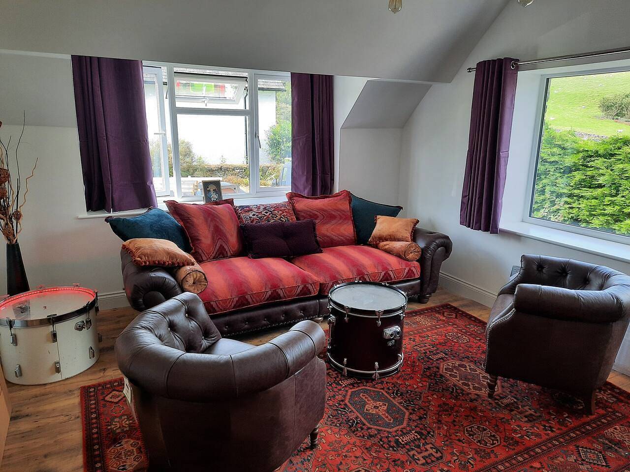 3 Bed Barn - Sleeps up to 6 - Parking - Wifi in Hawkshead, Lake District