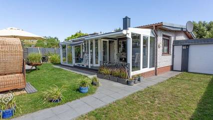 Ferienhaus für 4 Personen, mit Terrasse und Garten sowie Sauna in Loissin