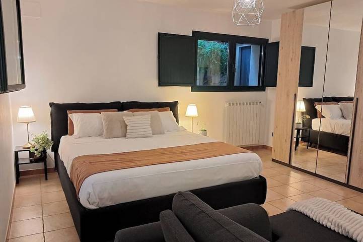 Gîte pour 4 personnes, avec jardin et terrasse à Erchie - 2