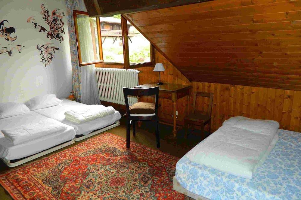 Unique villa, piscine, 20' premières stations de ski, 5' du Leman in Sciez, Région de Thonon-les-Bains