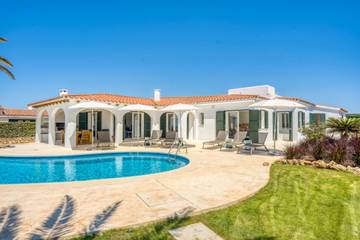 Villa in Sant Lluís, Menorca für 8 