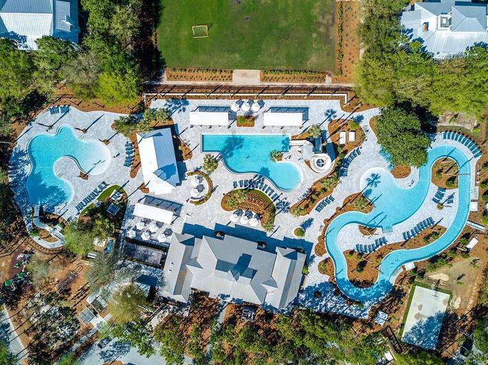 Vacation rental for 6 people, with pool and balcony in Watercolor