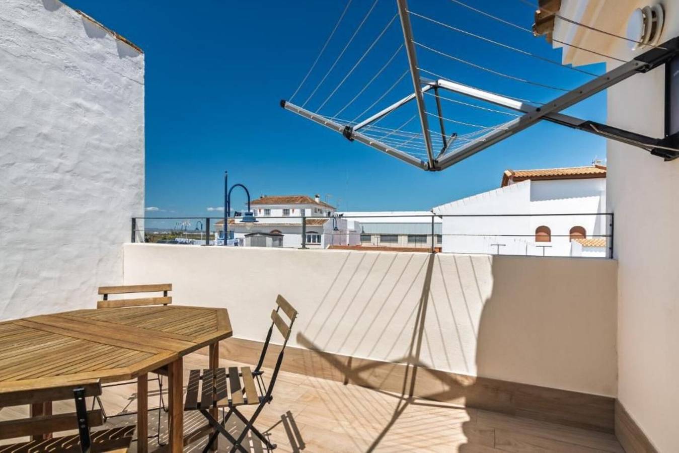 Villa Isla del Moral con terrazza privata, Wi-Fi e aria condizionata a Isla del Moral in Punta del Moral, Ayamonte