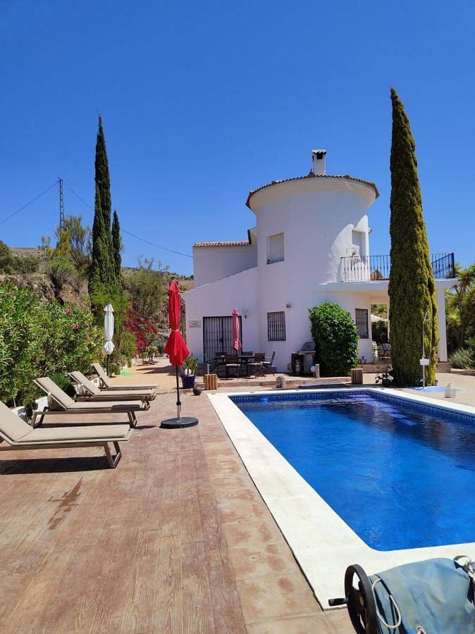 Villa with Private Pool in Benamargosa, Cordillera Penibética