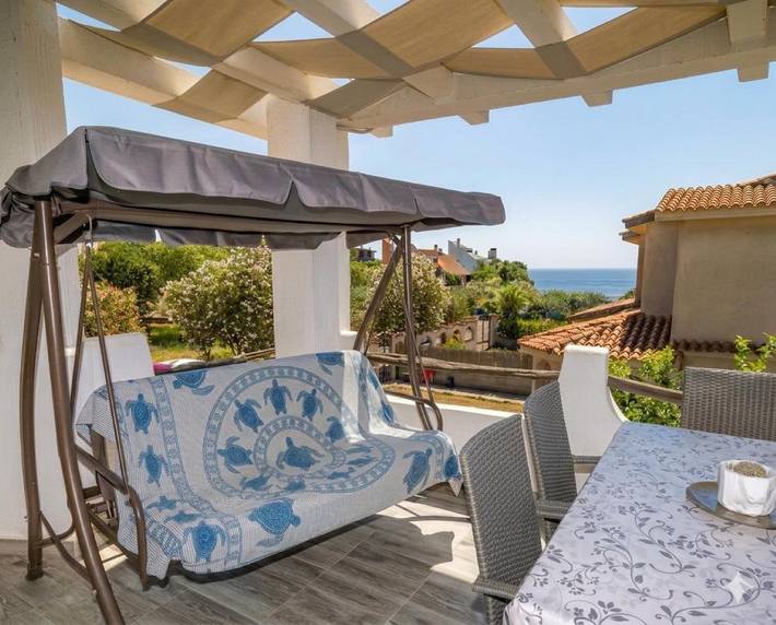 Location de vacances pour 8 personnes, avec vue et jardin dans Santa Luria