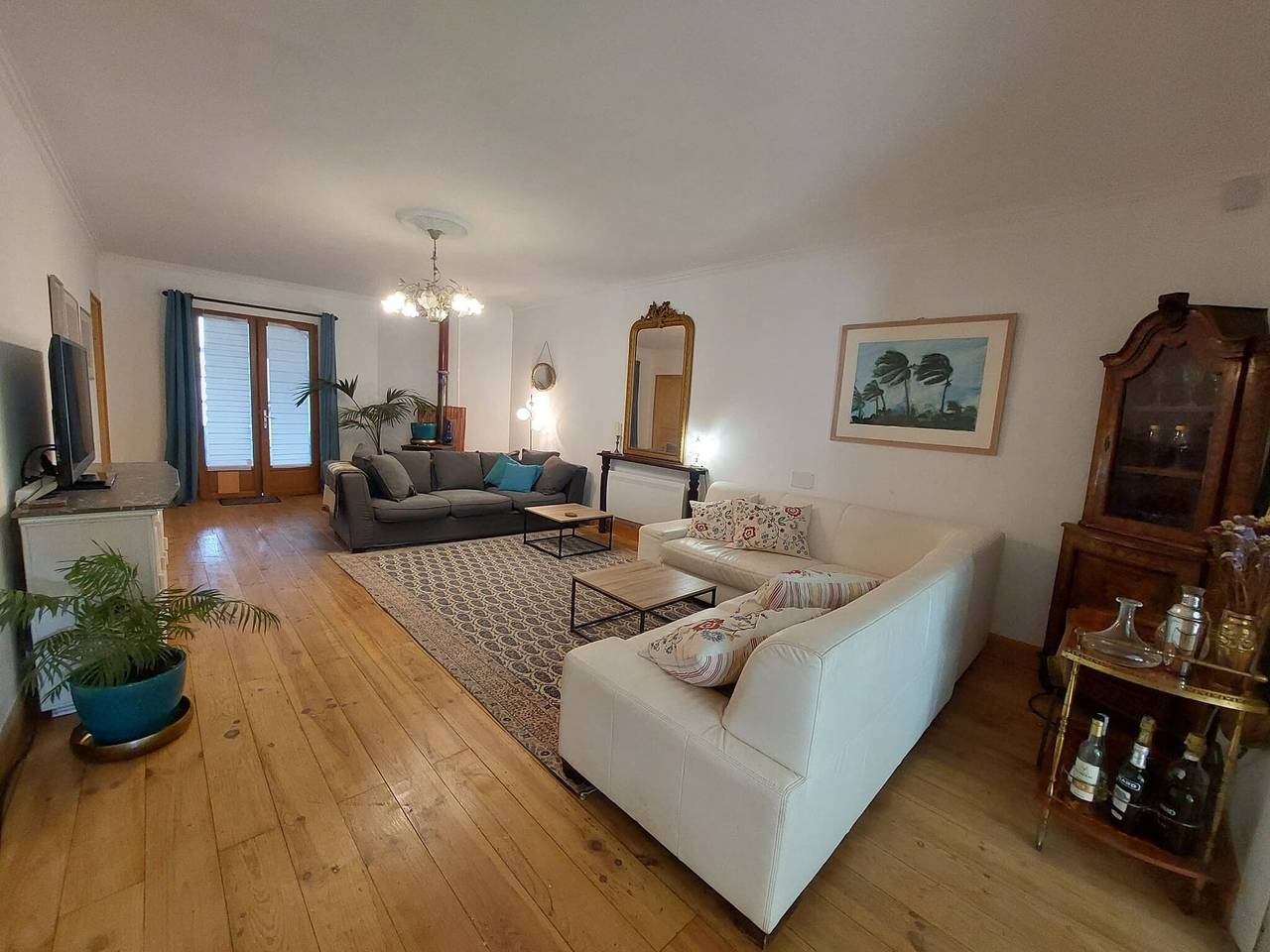 Gran casa familiar en la Francia mediterránea in Tourbes, Côte d'Améthyste