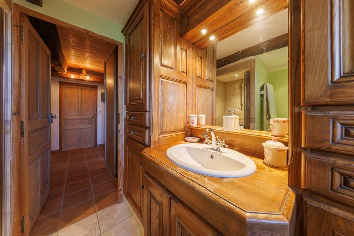 Location de vacances pour 7 personnes, avec terrasse et jardin à Anglards-de-Salers - 4