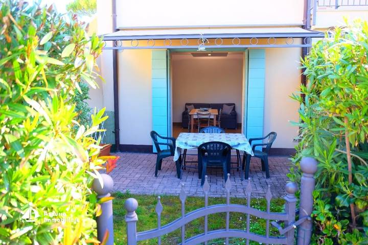 Gîte pour 6 personnes, avec bassin pour enfant et jardin à Lido di Jesolo - 3