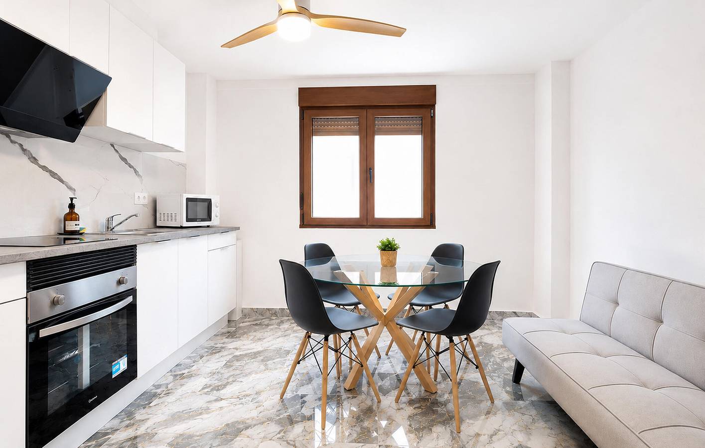 Apartamento vacacional entero, Apartamento con encanto: wifi, aire acondicionado, aparcamiento y a un paso de los restaurantes de Villar del Arzobispo in Villar del Arzobispo, Provincia de Valencia
