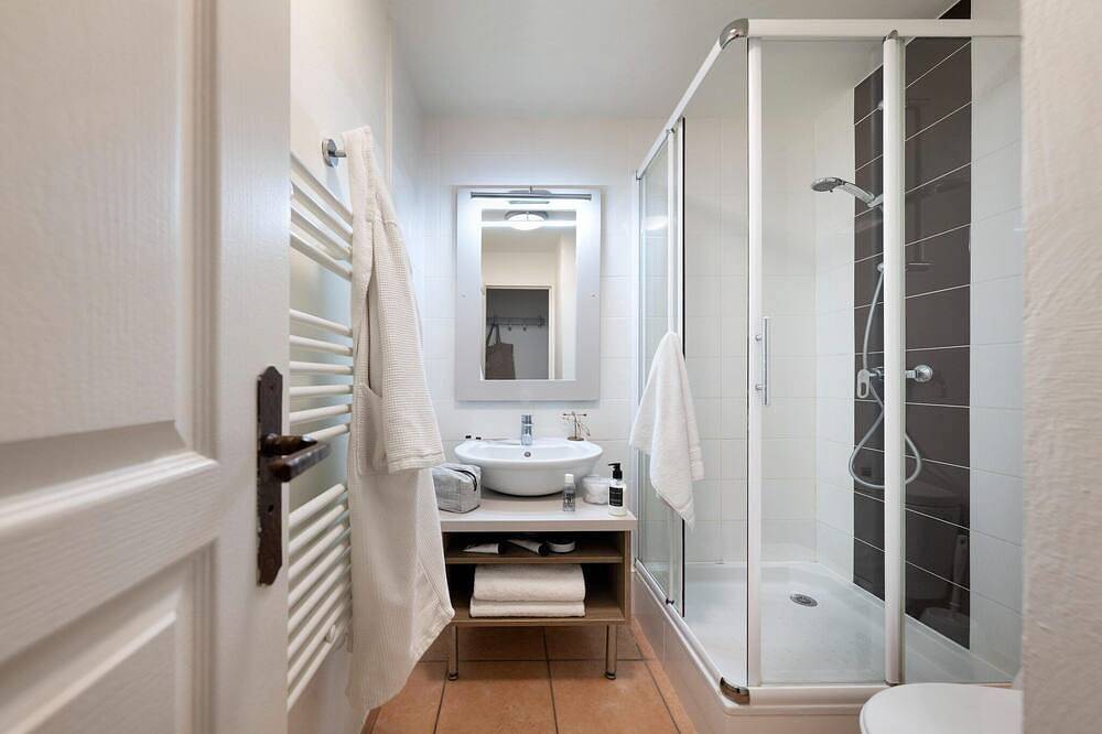 Appartement entier, Magnifique appartement sur la Côte d'Azur pour 6 personnes in Les Issambres, Roquebrune-sur-Argens