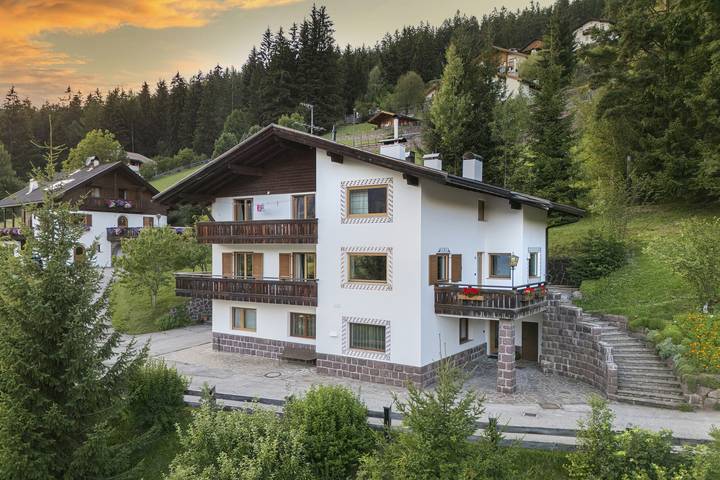 Appartamento intero, 1015A Valdussa Panoramic Apartment in Rainelles, Ortisei