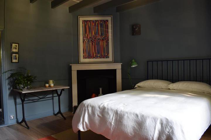 Location de vacances pour 2 personnes, avec piscine et vue ainsi que terrasse et jardin à Brux - 2