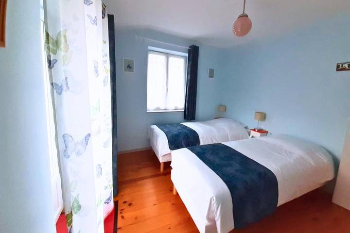 Location de vacances pour 7 personnes, avec terrasse, animaux acceptés à Chiroubles - 4