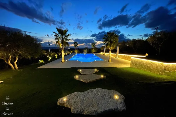 Villa per 4 persone, con panorama e giardino nonché piscina - 1