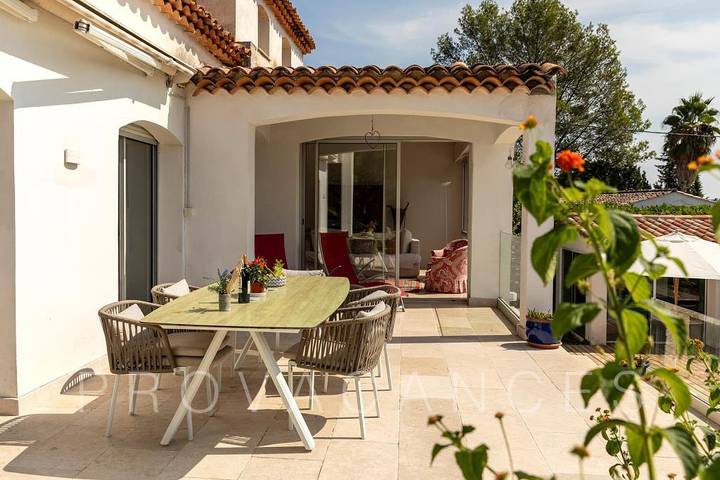 Villa pour 8 personnes, avec jardin et piscine à La Colle-sur-Loup - 2