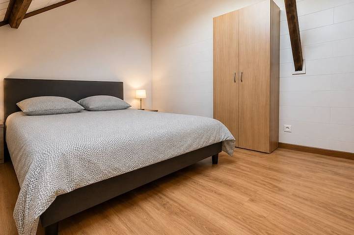 Gîte pour 6 personnes dans Aéroport de Charleroi Bruxelles Sud Gosselies - 2