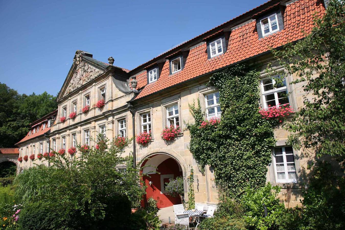 Ökonomiehof - Ferienwohnung Kapelle mit geräumigem Schlafzimmer in Lichtenfels (Bayern), Oberes Maintal - Coburger Land