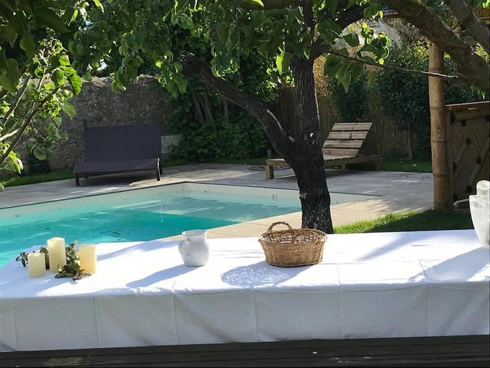Maison d’hôte pour 3 personnes, avec piscine ainsi que vue et jardin à Villeneuve-lès-Béziers - 4