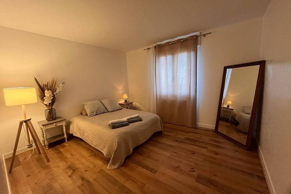 Apartamento entero, Grand F2 de 52m2 en Centre Ville in Chilly-Mazarin, Essonne