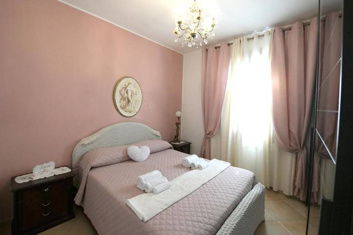 Ferienwohnung für 2 Personen, mit Garten und Ausblick in Modena