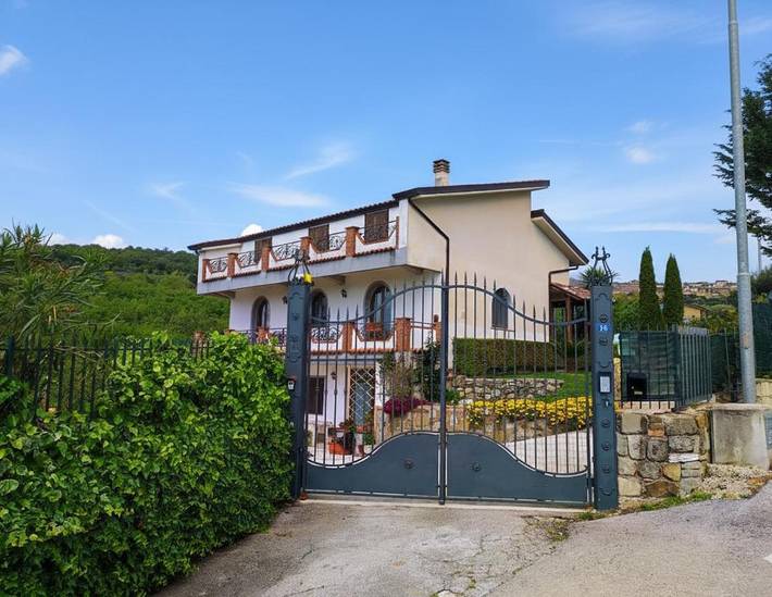 Villa per 5 persone, con panorama e giardino in Cilento