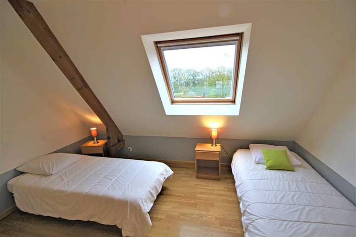 Location de vacances pour 6 personnes, avec jardin à Bec-de-Mortagne - 2