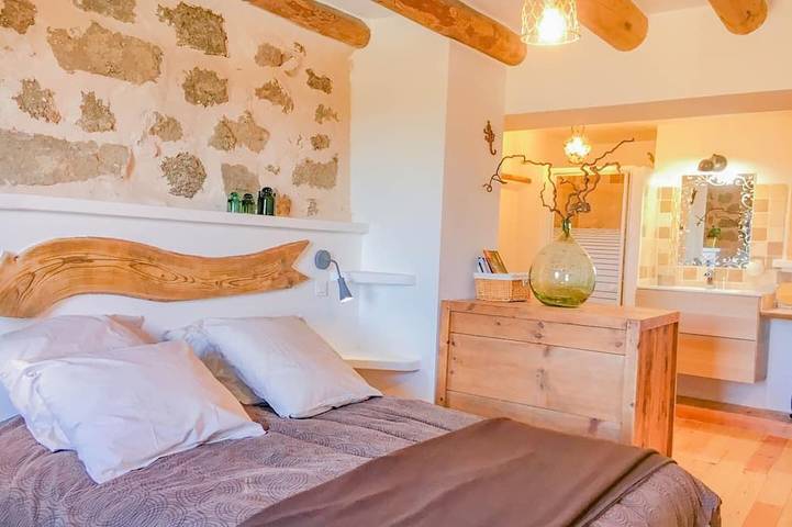 Location de vacances pour 12 personnes, avec jardin dans Les Laubies - 2