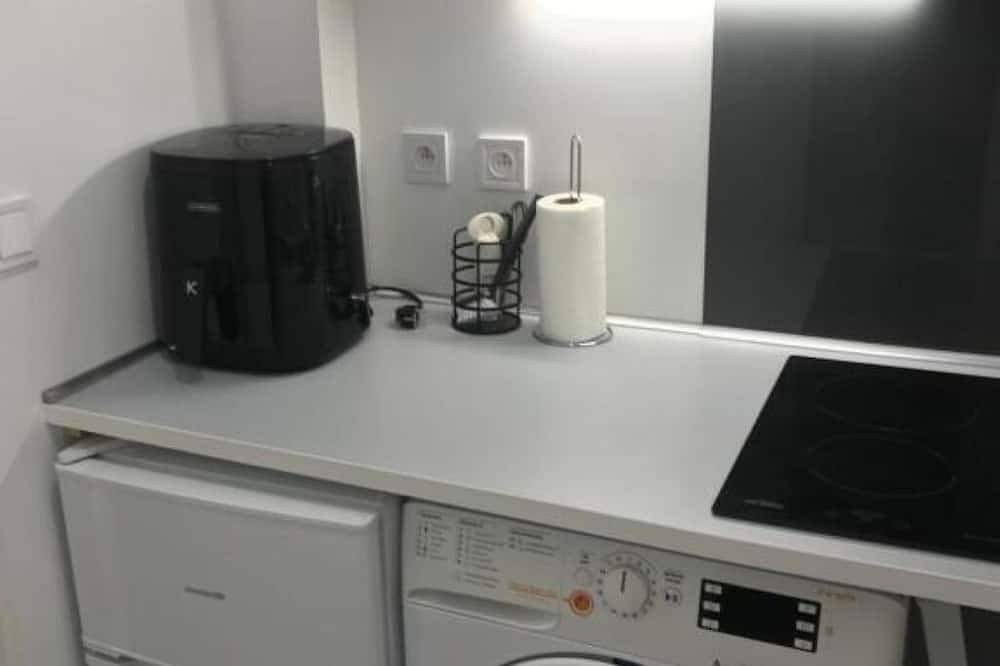 Appartement entier, 6 Next To Paris in Montreuil, Seine-Saint-Denis