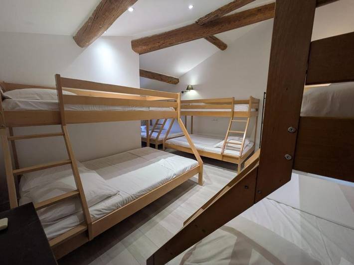 Chambre d’hôte pour 2 personnes, avec piscine et jardin ainsi que jacuzzi et sauna à Saint-Geniès-des-Mourgues - 3