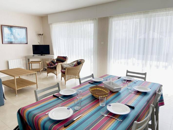 Location de vacances pour 7 personnes, avec terrasse, animaux acceptés dans Port En Dro Carnac - 2