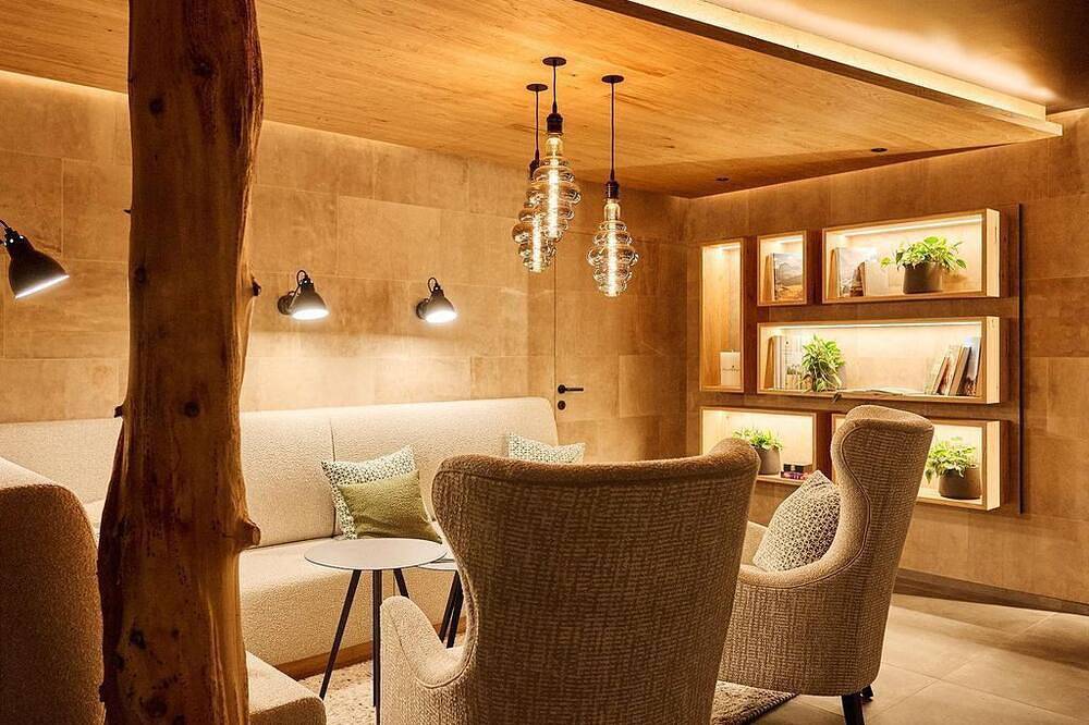 Typ \"Enzian\" - Hotel Fischerwirt Natur.Waldspa in Salzkammergut-Berge, Faistenau