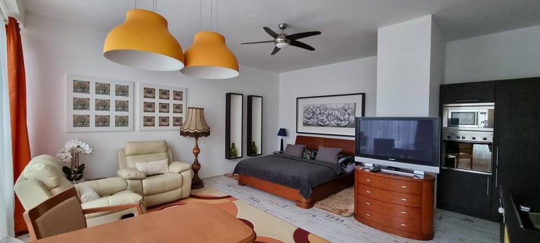 Appartement de vacances pour 3 personnes, avec jardin
