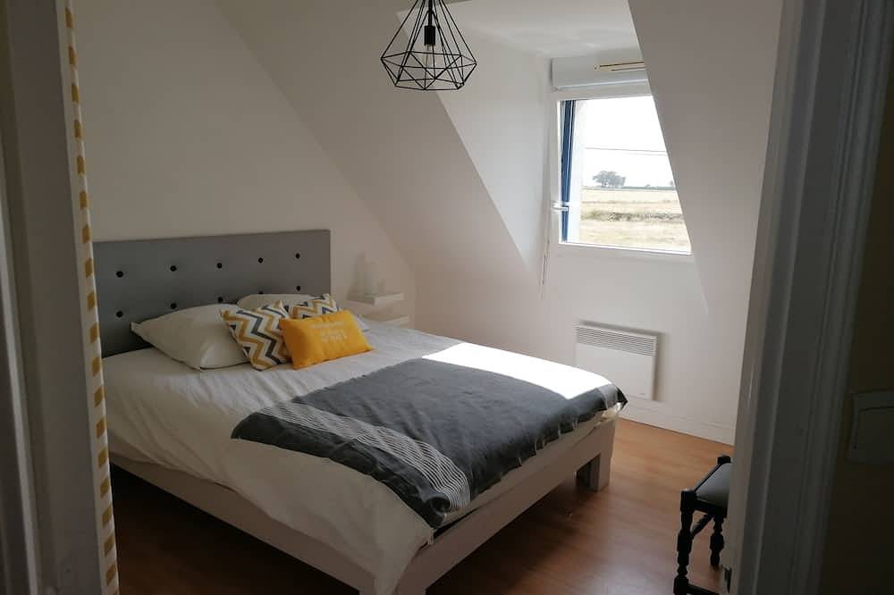 3 * villa junto al mar, 6 pers. A 150 m de la playa y del Gr34. Gran jardín cerrado in Plounéour-Trez, Región de Brest