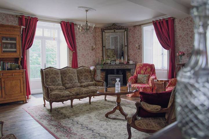 Château pour 16 personnes, avec jardin dans les Deux-Sèvres - 2