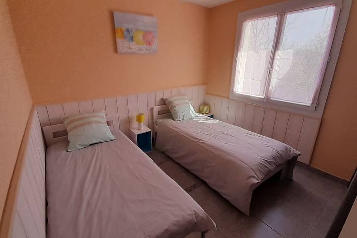 Location de vacances pour 6 personnes, avec jardin et balcon à Uzer - 3