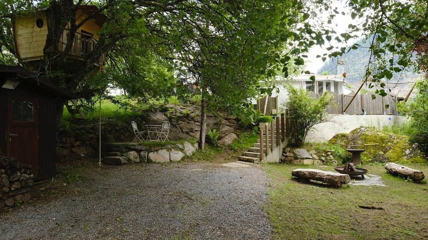 Gîte pour 4 personnes, avec vue et terrasse, animaux acceptés à Salvan - 2