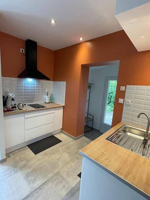Location de vacances pour 2 personnes, avec terrasse à Bourg-en-Bresse - 3