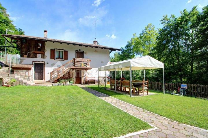 Ferienhaus für 12 Personen, mit Garten und Terrasse, mit Haustier in Arco