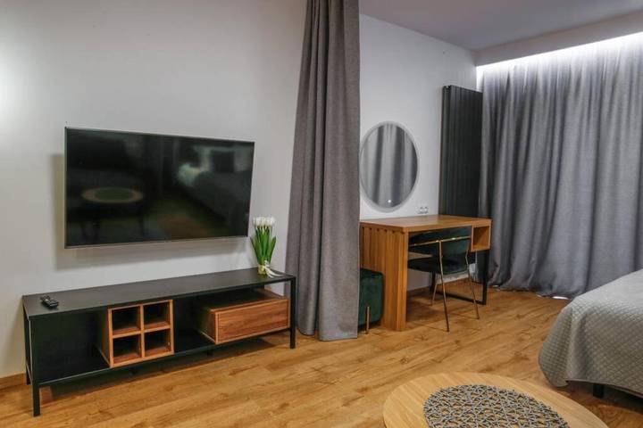 Apartament wakacyjny dla 4 osób, z basen i sauna oraz jacuzzi w Lublin