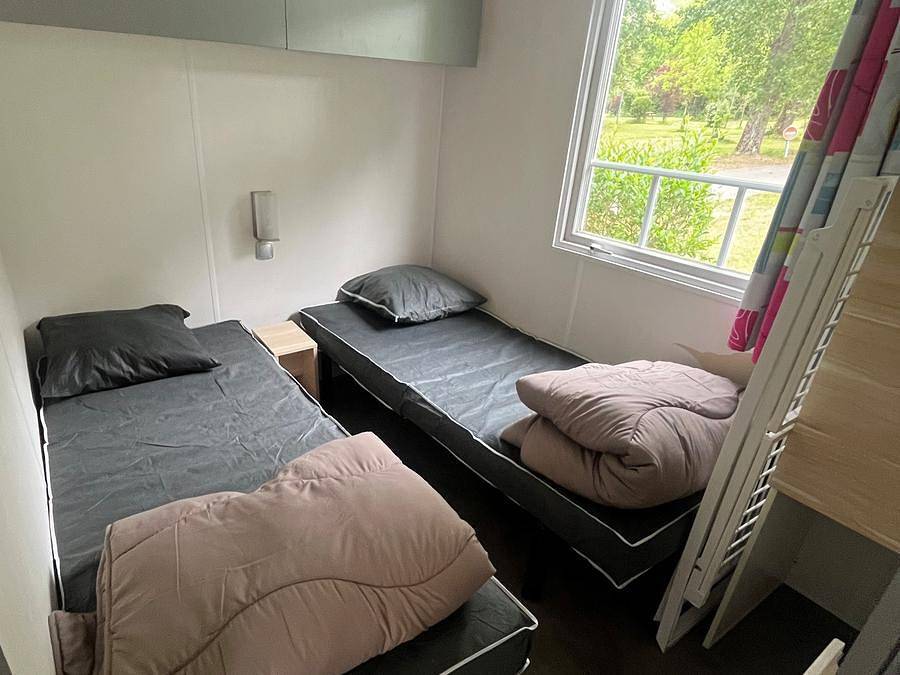 Camping Domaine de La Pinede - Stacaravan 4 personen, foto 8