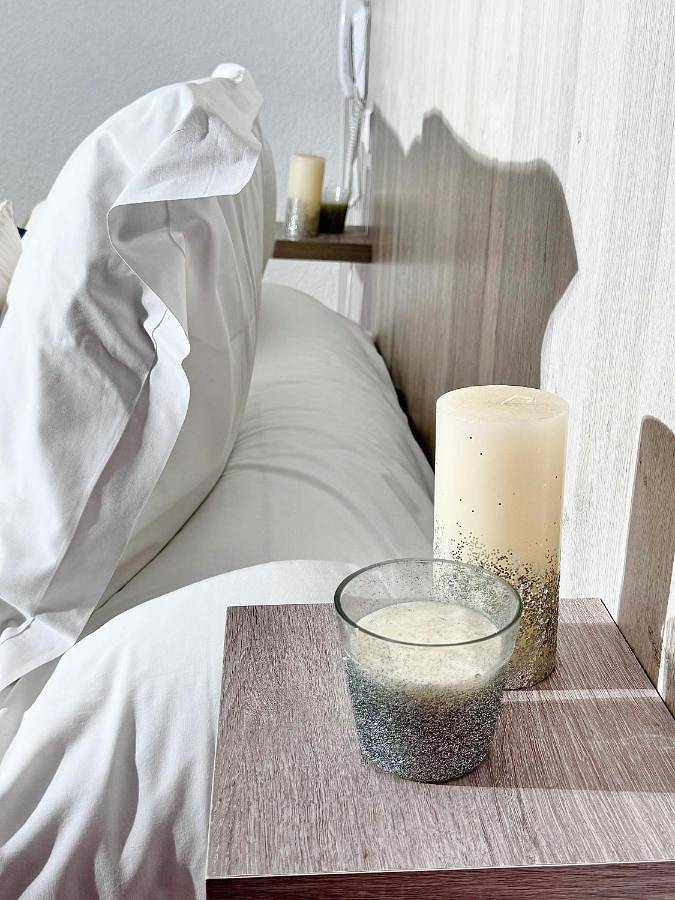 Hôtel pour 2 personnes, avec jardin et vue à Le Chambon-Feugerolles